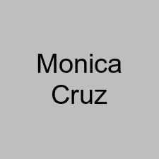 Monica Cruz